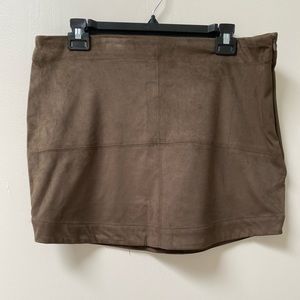 Mud pie brown sued mini skirt